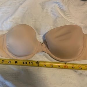 Victoria’s Secret Nude Beige Strapless Bra 34D